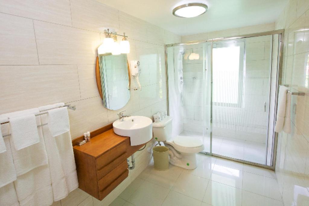 Simpson Bay Suites Habitación foto