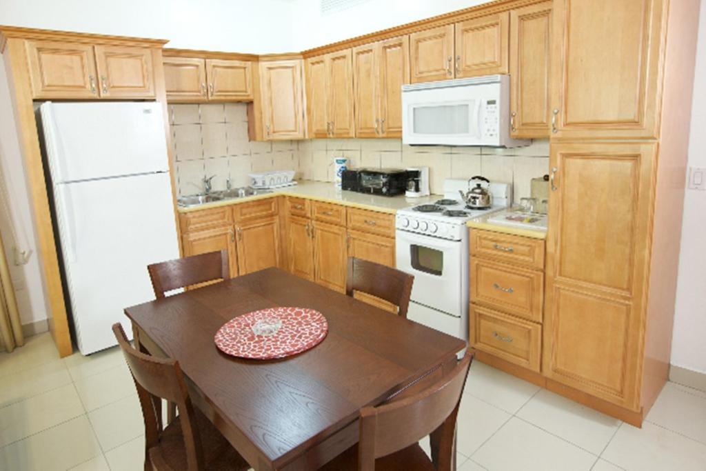 Simpson Bay Suites Habitación foto